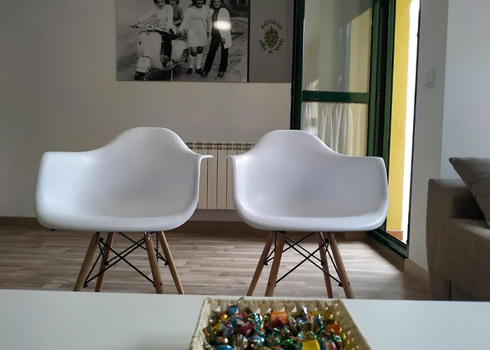 Edificio Valles Del Lupulo 아파트 아스토르가